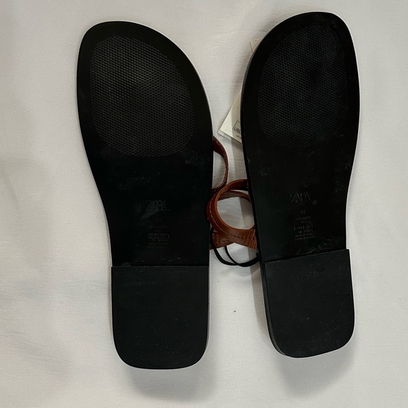 Zara 100% Leather Strappy Brown Thong Sandals BNWT Sz 9 - Picture 5 of 6